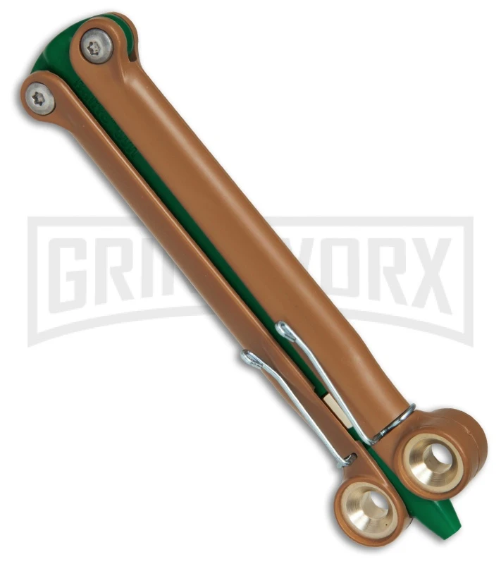 BaliYo By Spyderco Butterfly Pen Flipper Green/Brown 2 BaliYo By Spyderco Butterfly Pen Flipper Green/Brown - Image 2